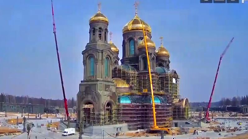 Časosběrné video zachytilo stavbu Chrámu ruské armády